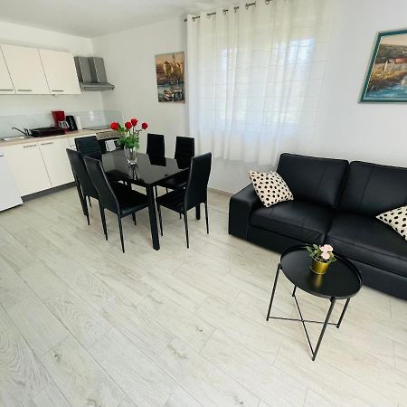 Apartment Paulina Трогир Экстерьер фото