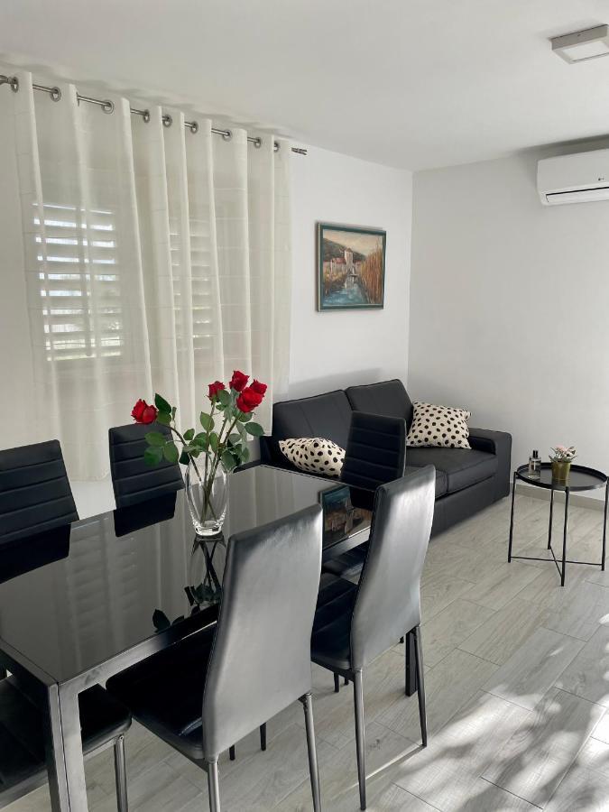 Apartment Paulina Трогир Экстерьер фото