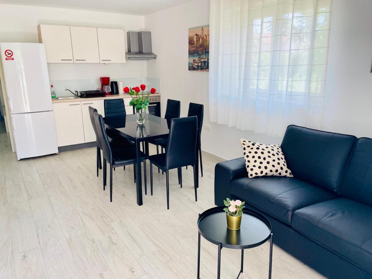 Apartment Paulina Трогир Экстерьер фото