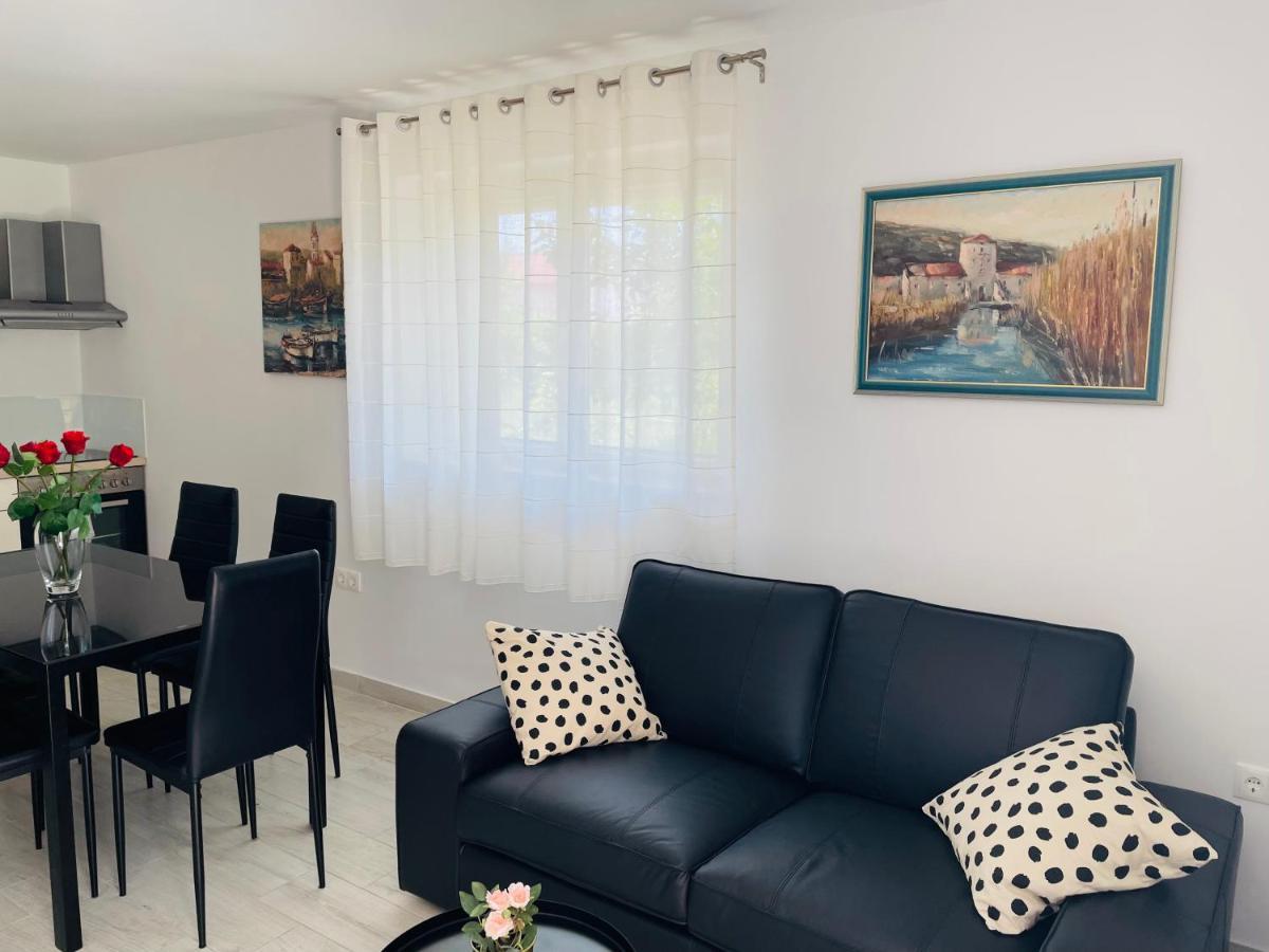 Apartment Paulina Трогир Экстерьер фото